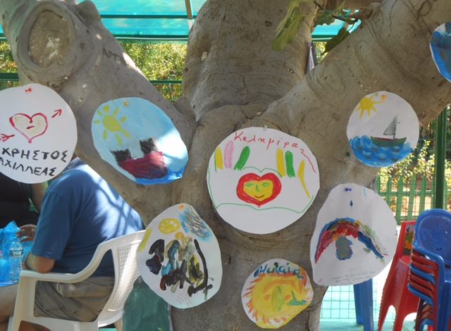 Υπαίθρια παιδικά επισκεπτήρια στο Κ.Κ. Κορυδαλλού: μια δράση για την ενίσχυση των οικογενειακών δεσμών του κρατούμενου πατέρα