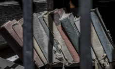 Στάσεις και αντιλήψεις κρατουμένων σε απεξάρτηση.<br> Τα μέλη μιας Ομάδας Λογοτεχνίας στη φυλακή